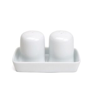 Salt & pepper set on tray